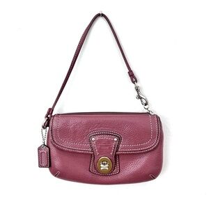Coach Legacy Flap Mauve Dusty Rose Pebbled Leather Turnlock Wristlet Clutch Bag